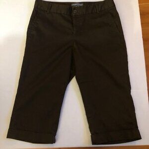 Dockers Mid Rise Curvy Bermuda Shorts Size 4